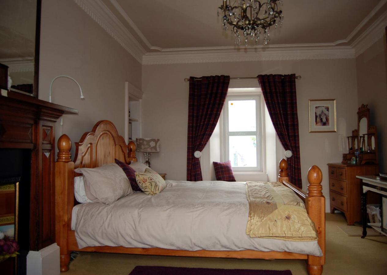 Orsay House Acomodação com café da manhã Portnahaven Exterior foto
